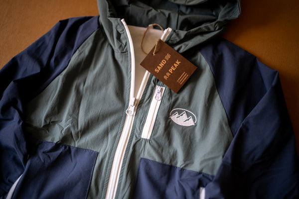 Mountain Frog Windbreaker